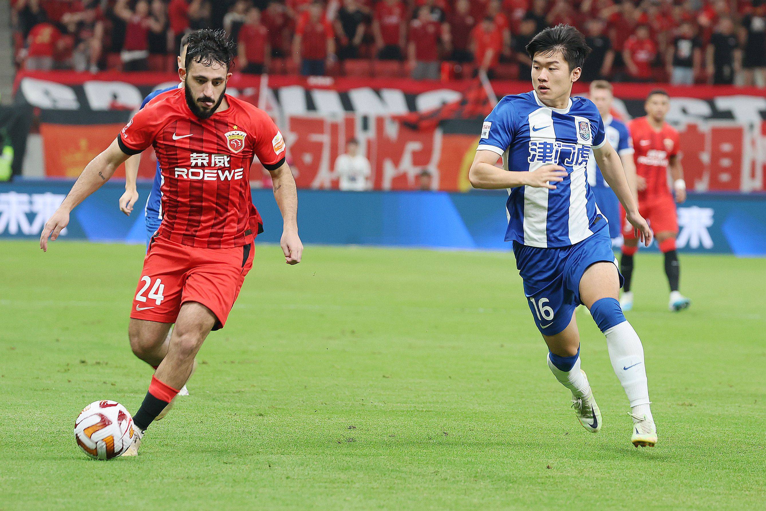 爱游戏亚洲官网-上海上港主场比赛取胜，晋级形势更加明朗的简单介绍