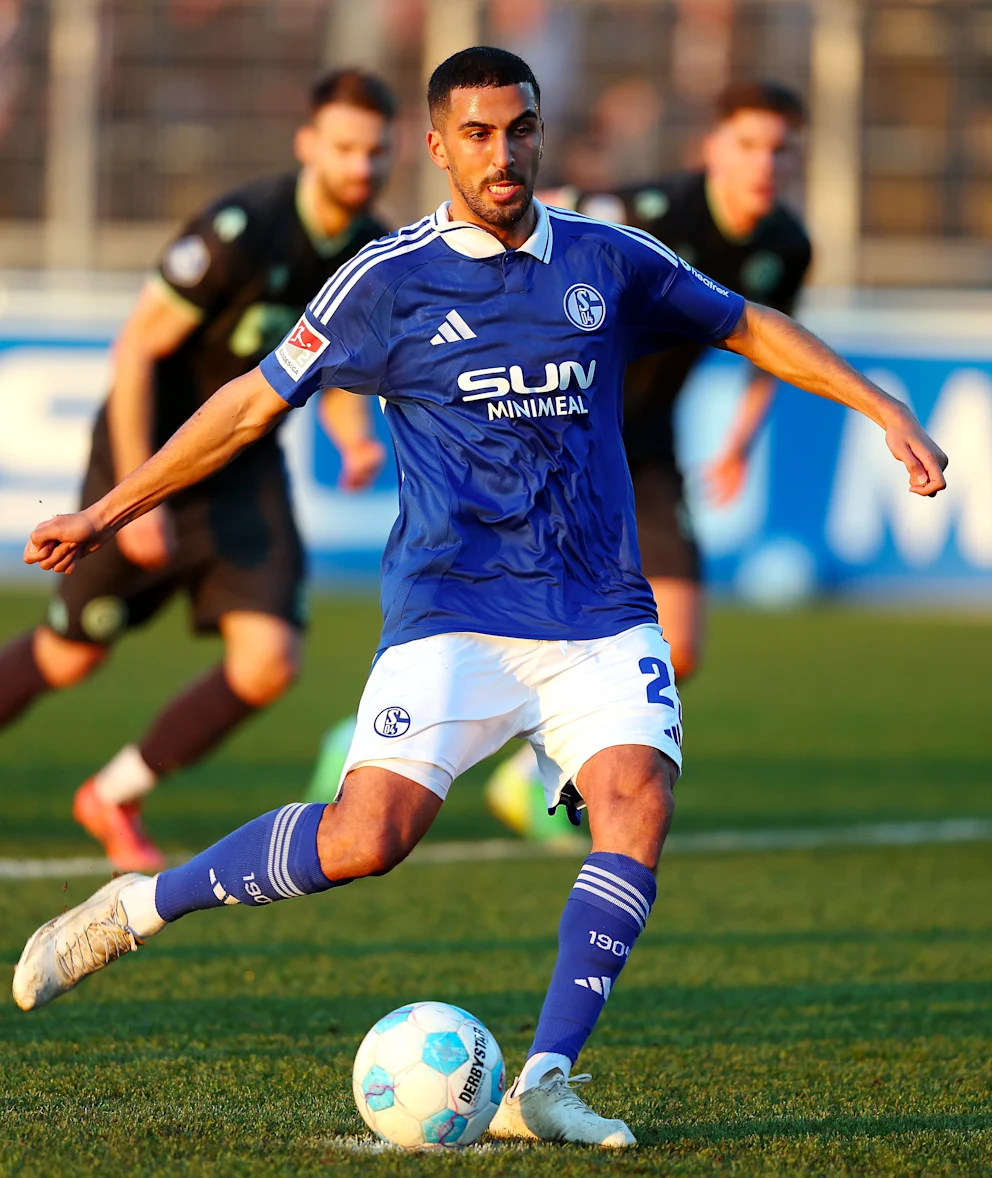 爱游戏网页版登录入口-关于沙尔克主场失利，球队赛季面临考验的信息