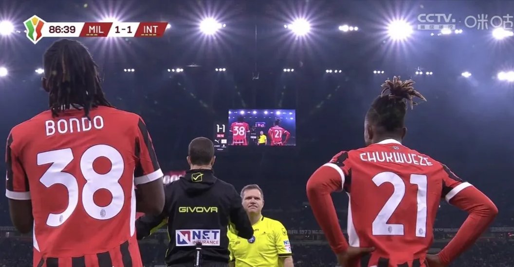 包含AC米兰遭遇阻击，被迫接受平局的词条