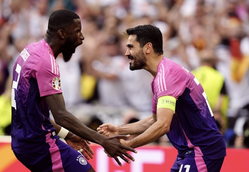 精彩的足球赛事正在燃烧欧洲各国的简单介绍