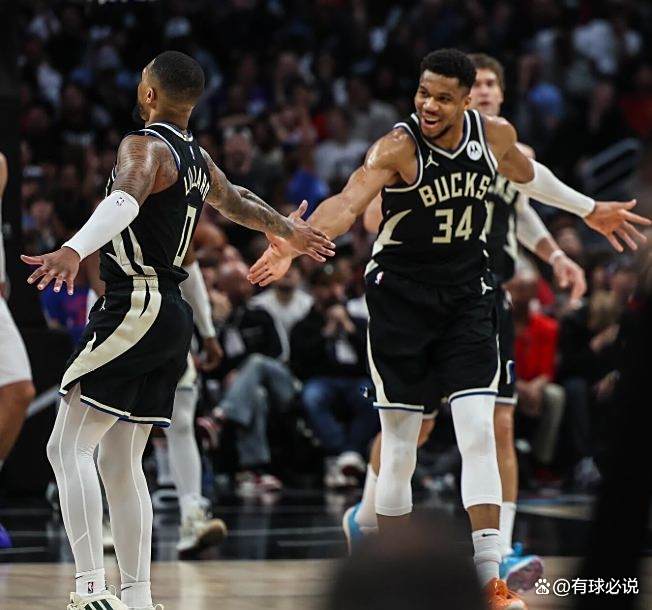 爱游戏-包含雄鹿横扫老鹰，字母哥成全队先锋的词条