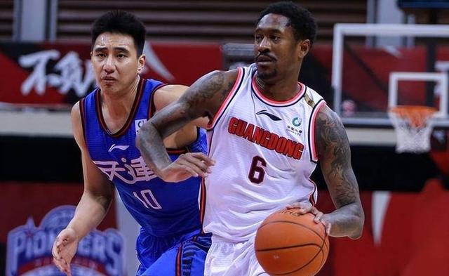 爱游戏在线登录-山东男篮绝杀战胜广州，闯入前列的简单介绍