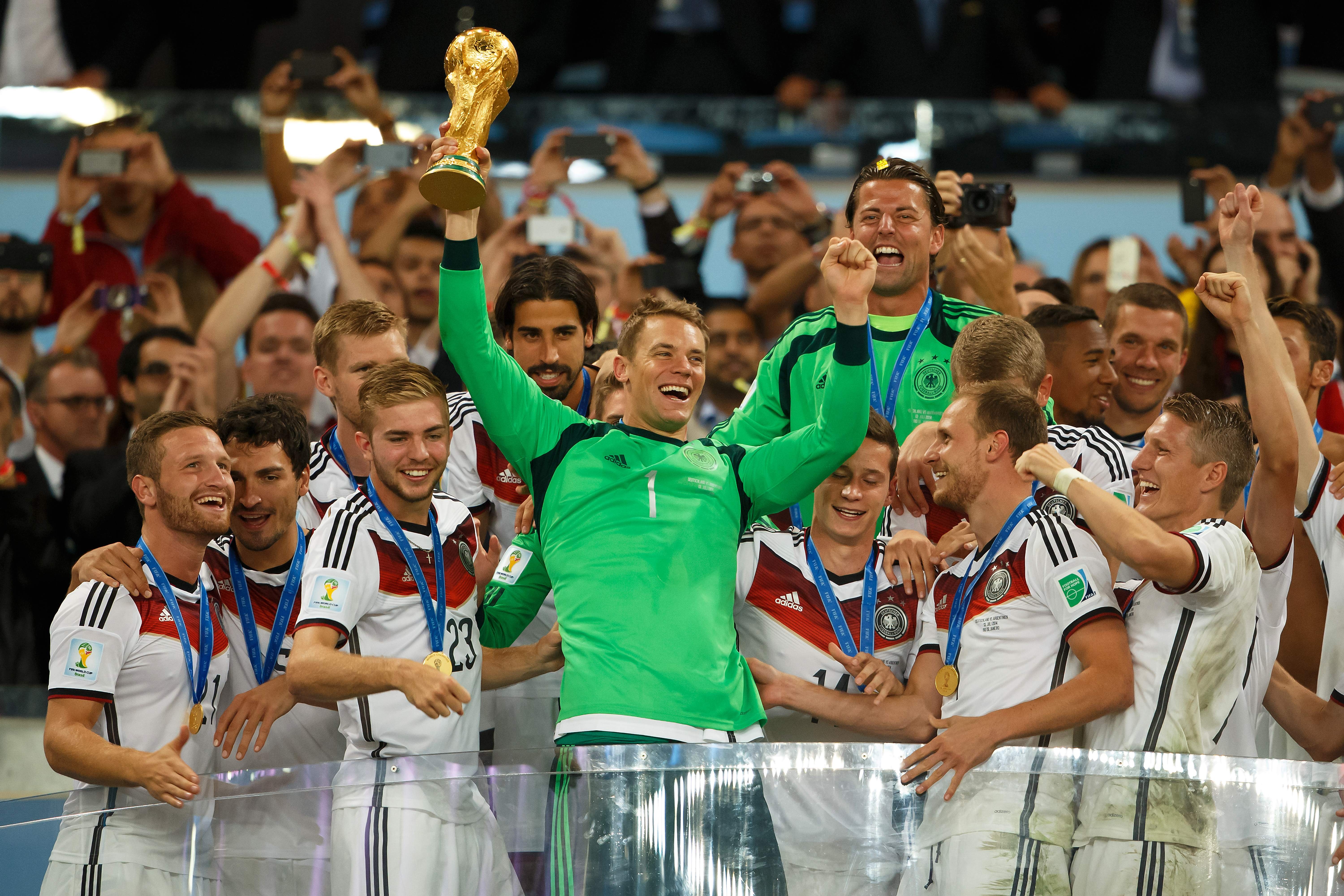 欧洲国家队迎战挑战者，场面一片火爆的简单介绍