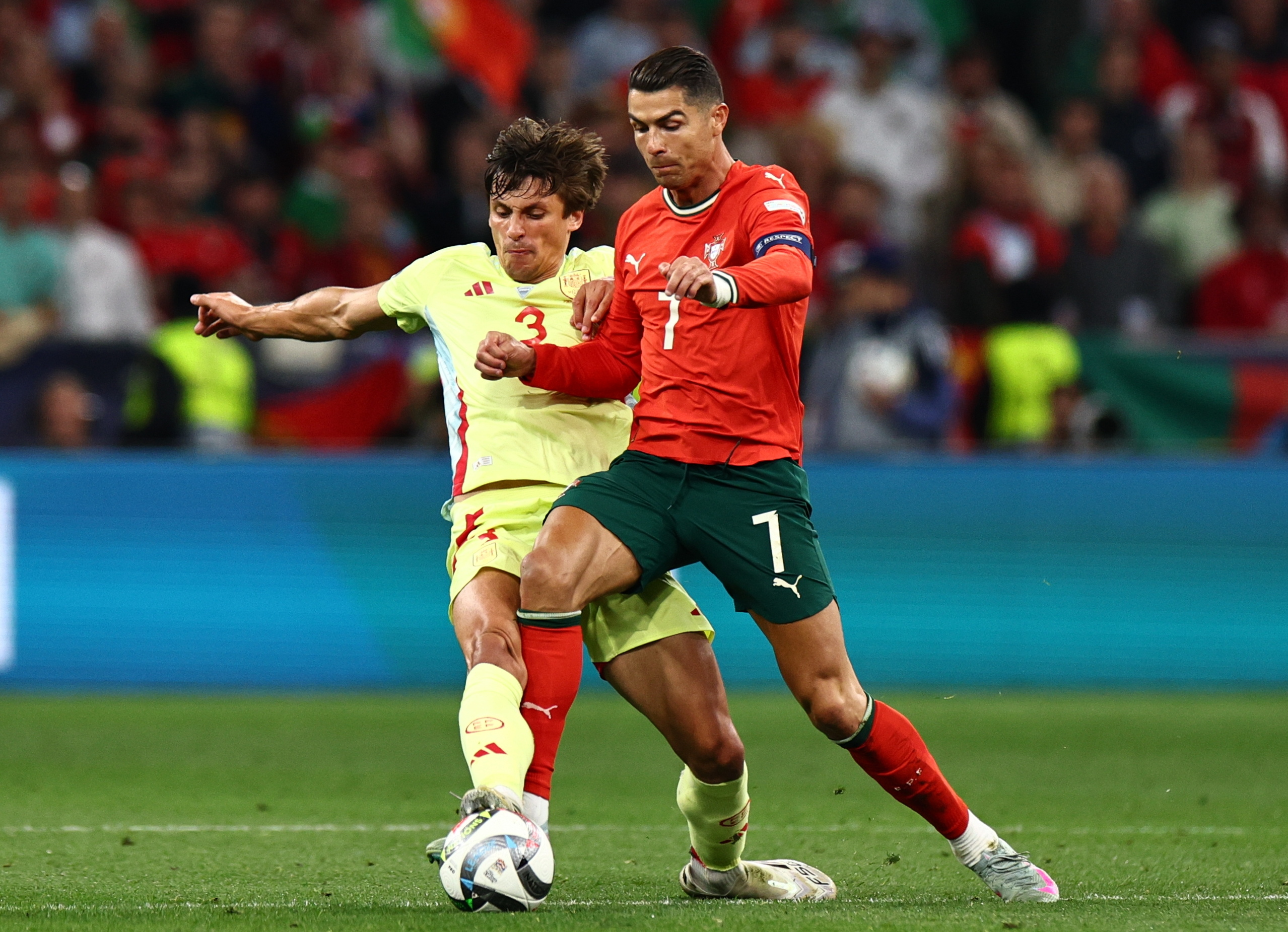 爱游戏登录-比利时队逆袭，以2-1战胜葡萄牙