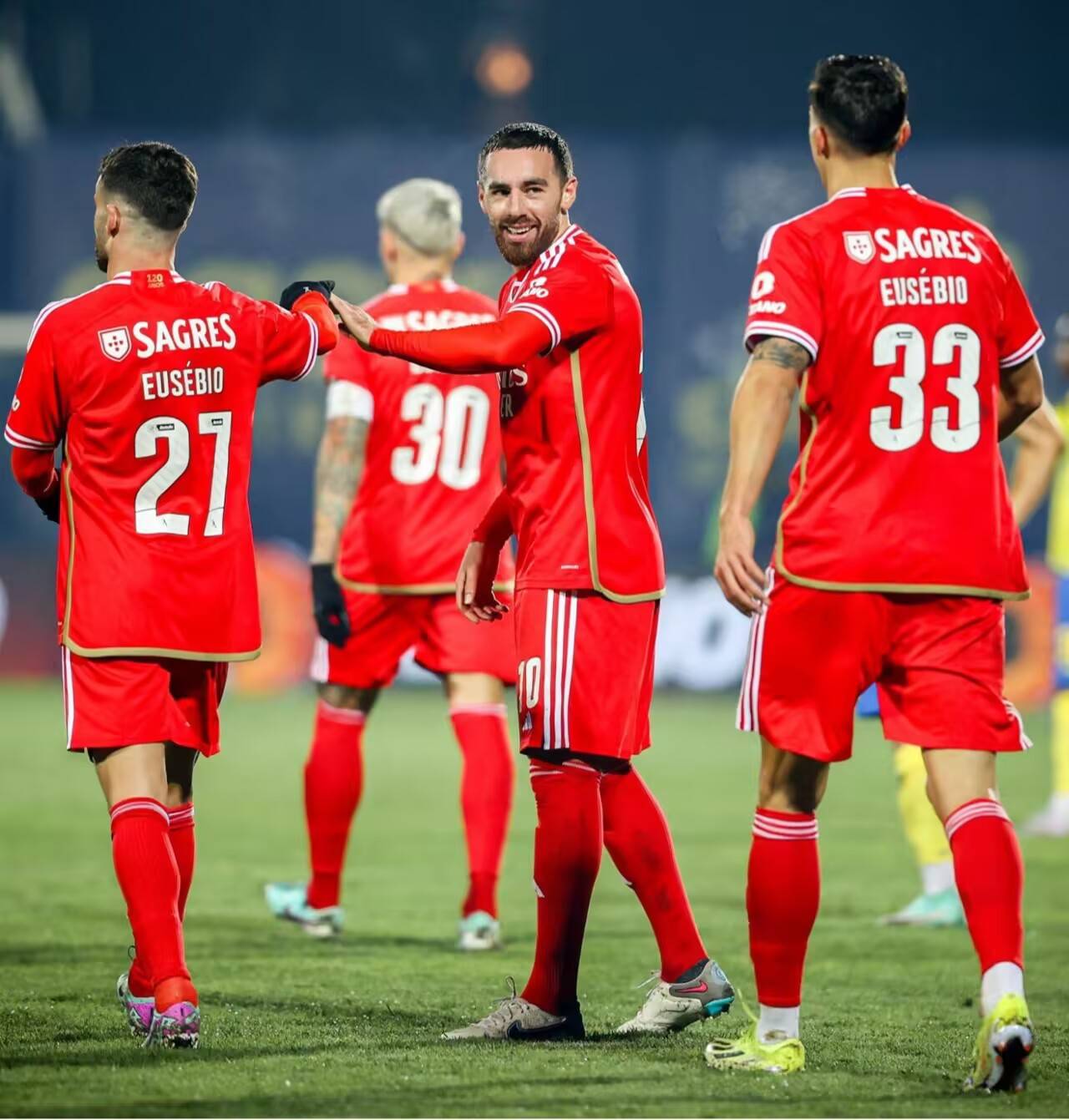 爱游戏app下载-摩纳哥逆袭成功，晋级欧冠半决赛