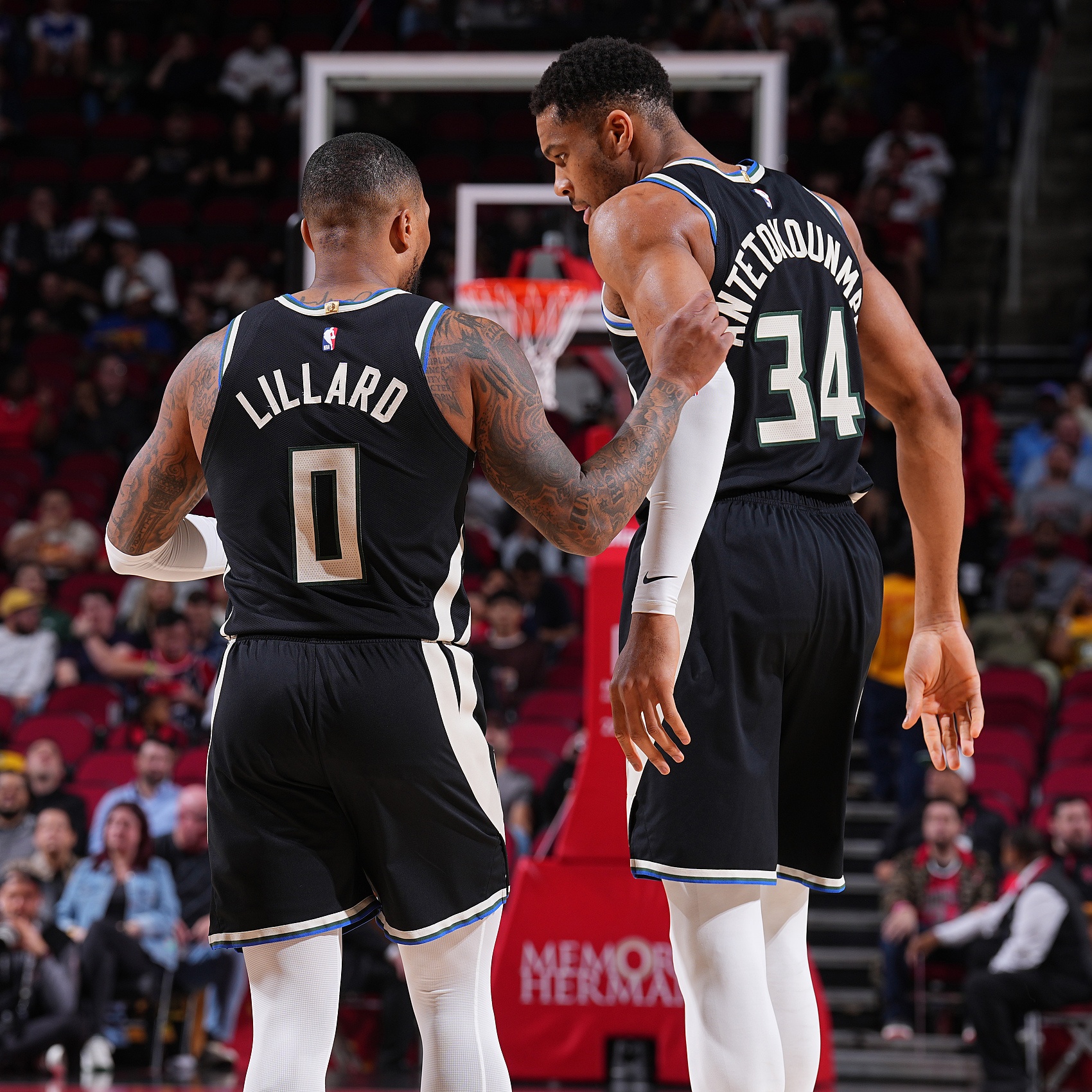 雄鹿遭受克星爵士逆转