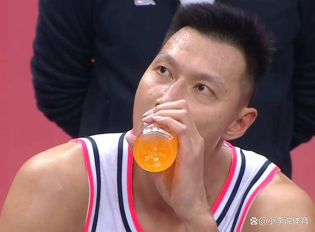 广西队探索战术新契机，赢得掌声的简单介绍