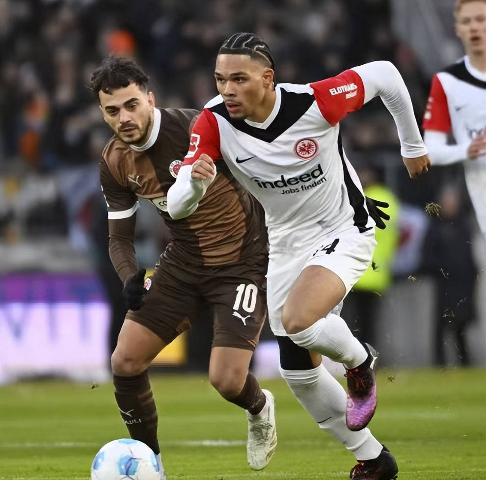 德甲联赛球员在场上的表现和技术进步 德甲联赛球员在场上的表现和技术进步