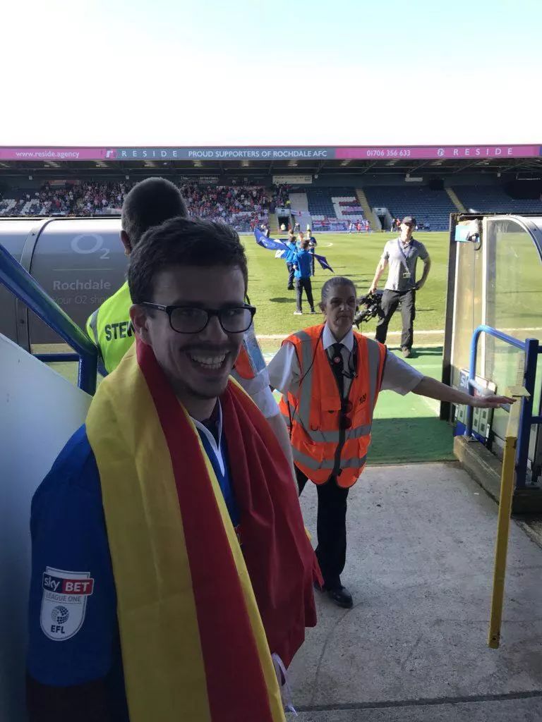 查尔顿大败对手，场面一边倒的简单介绍